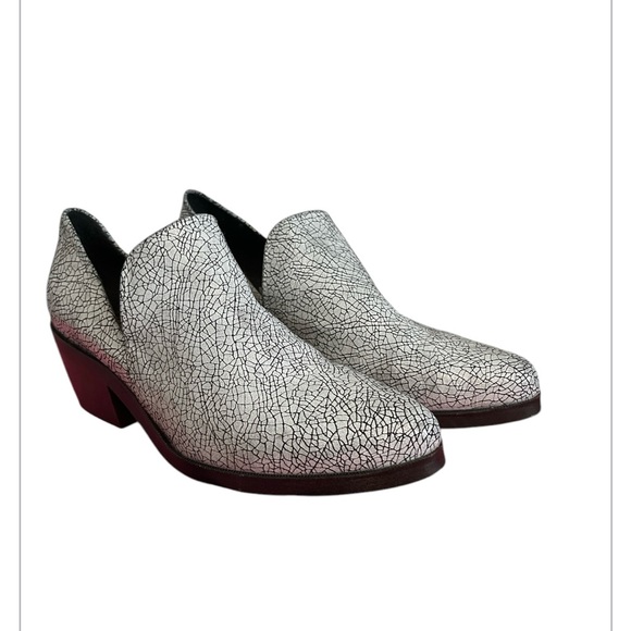 SHELLYS LONDON Women's Crackle Pattern Ankle Boots - Picture 7 of 7